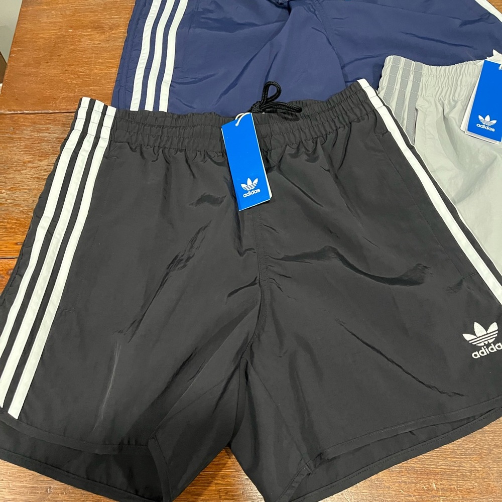 NWT! BUNDLE! adidas Men’s Athletic / Running Shorts! Pockets have zippers! - Picture 2 of 9